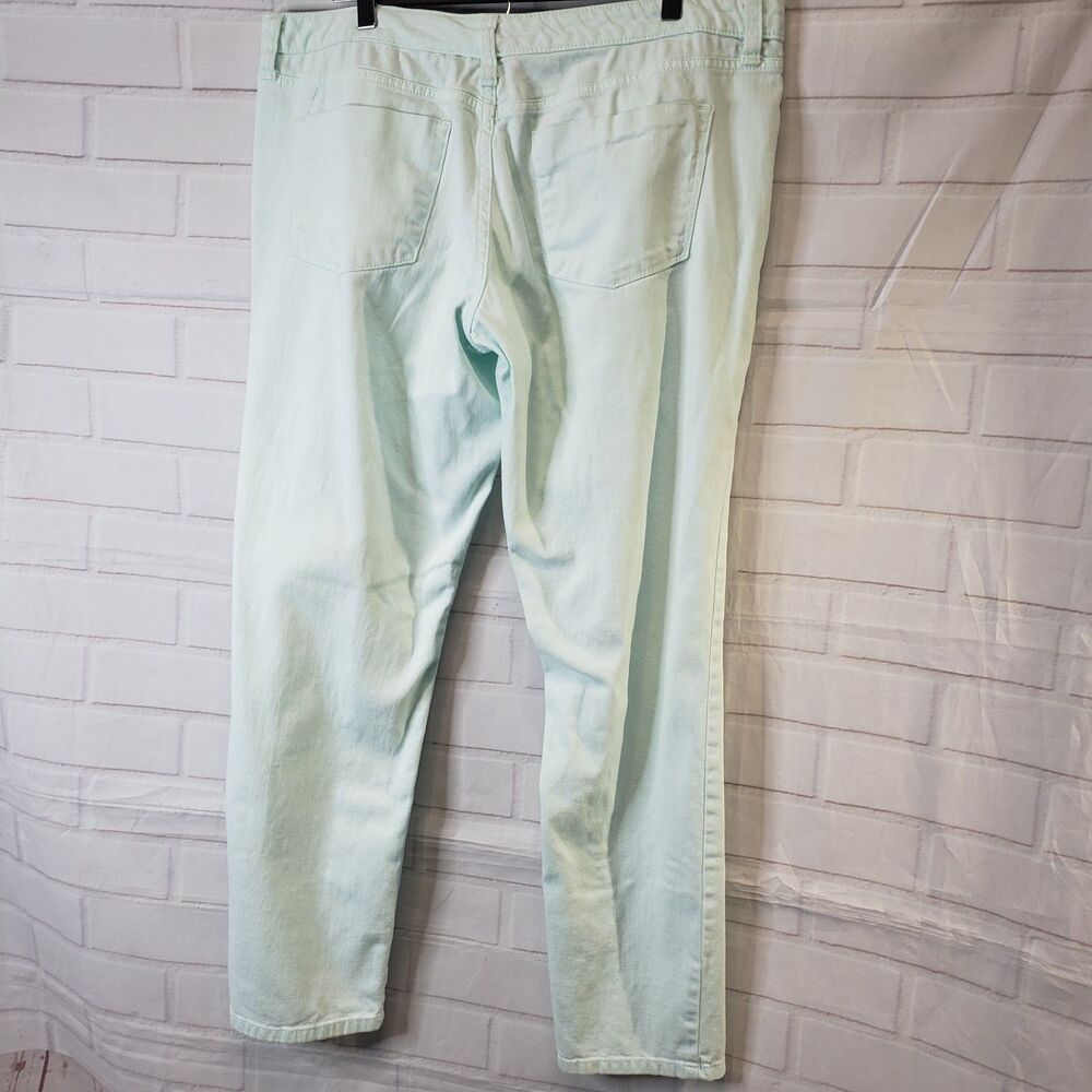 Womens size 12 Mint Green Skinny Jeans 19"w 30"L - Picture 2 of 4